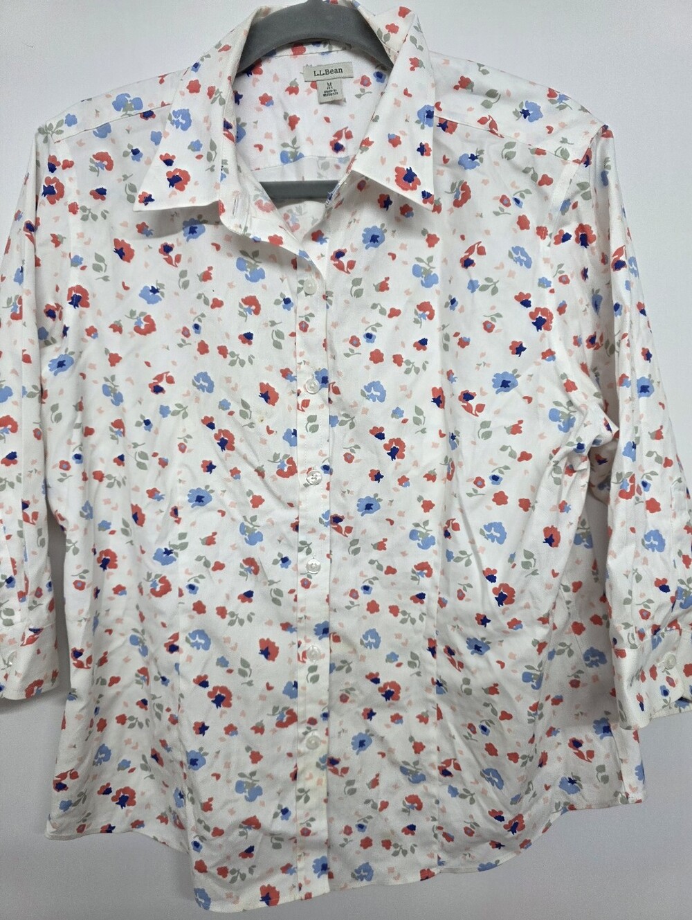 L.L. Bean Womens Petite Medium White floral buttondown 3/4 SleeveCottagecore